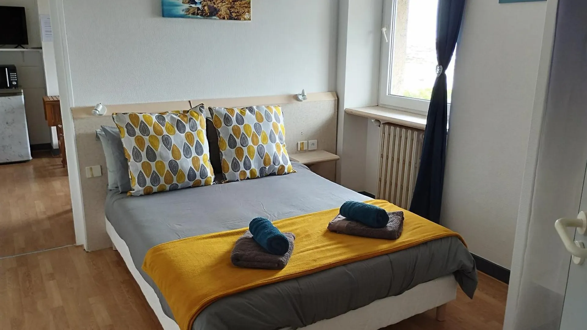 Hotel L'Albatros Perros-Guirec 0*,  Francia